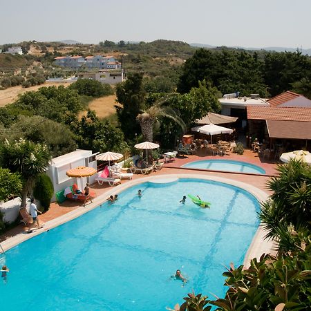 Hotel Asteria Ágios Kírykos Exterior photo