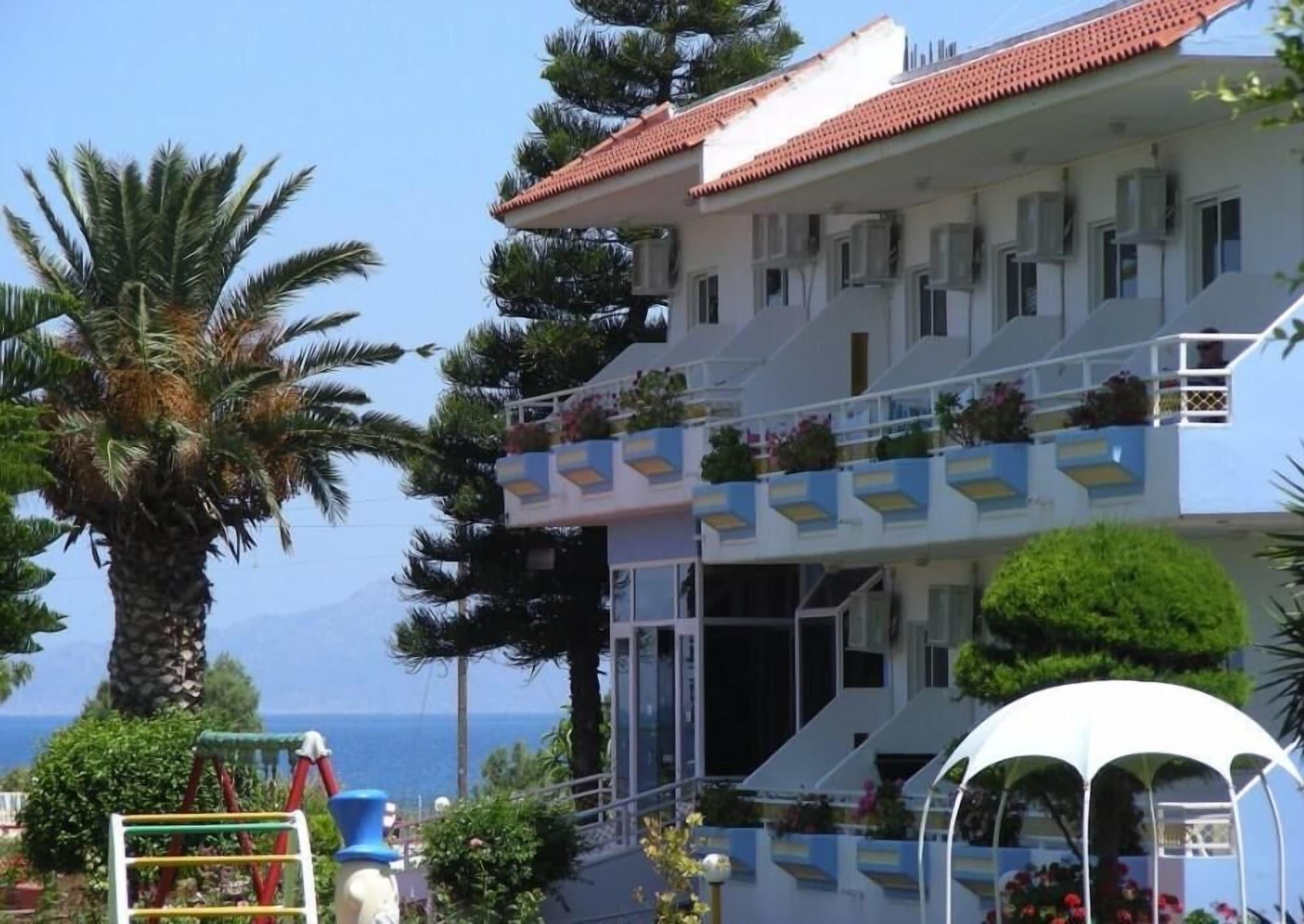 Hotel Asteria Ágios Kírykos Exterior photo