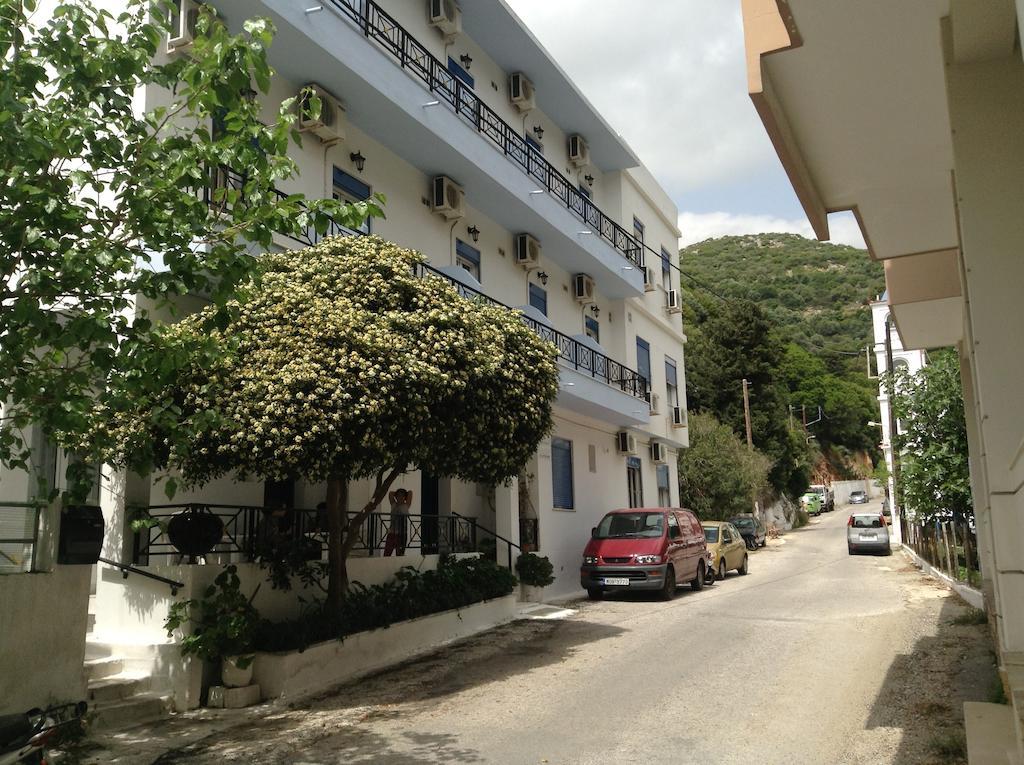 Hotel Asteria Ágios Kírykos Exterior photo